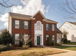 6708 Olmsford Dr, Huntersville, NC 28078