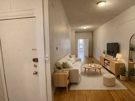 2nd image of 1357 Hancock St APT 2L