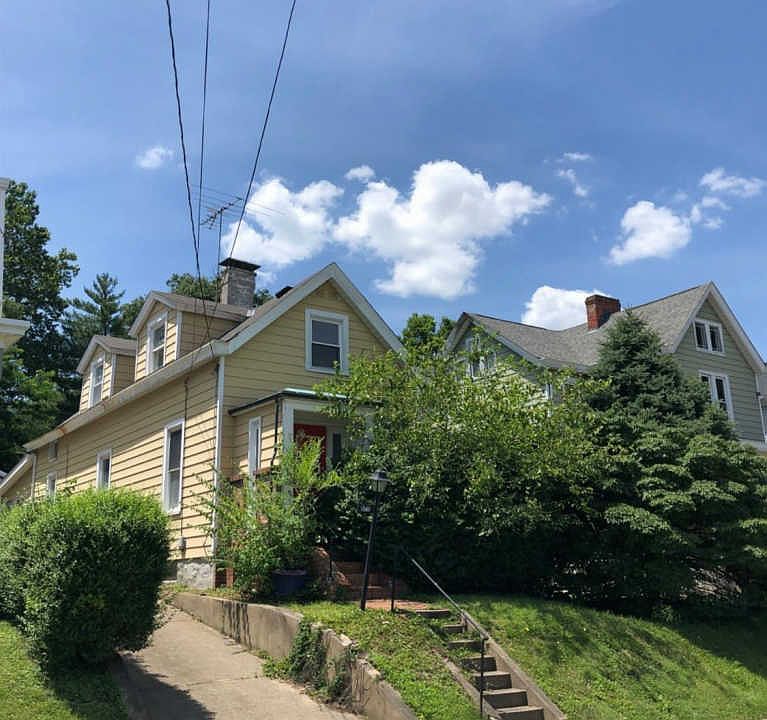 2nd image of 1307 Morten Ave