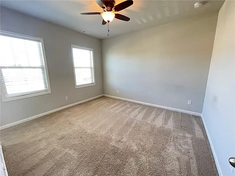 5775 Rialto Way — Photo 9