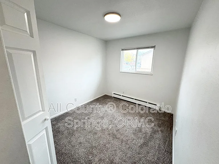 4995 Picturesque Cir #4 — Photo 15
