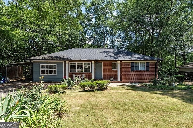 1st image of 2851 Ivanhoe Ln SE