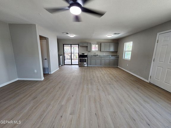 5th image of 211 S Carolina Dr
