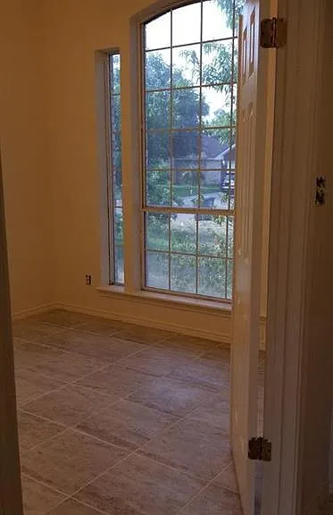 1812 Crown Pointe Blvd — Photo 10