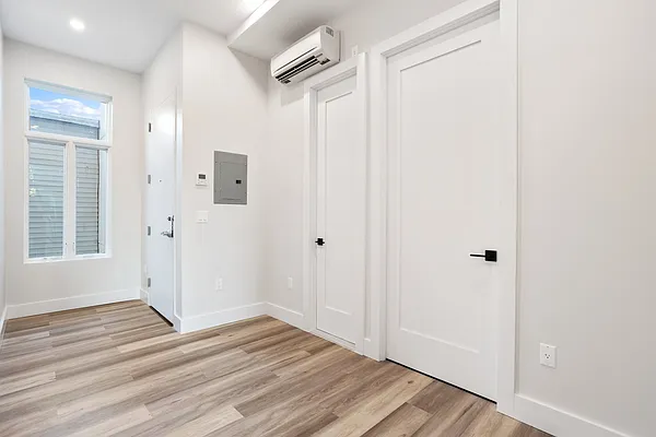 Rented by Reavis | media 38