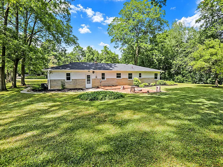 3315 Beech Dr — Photo 33