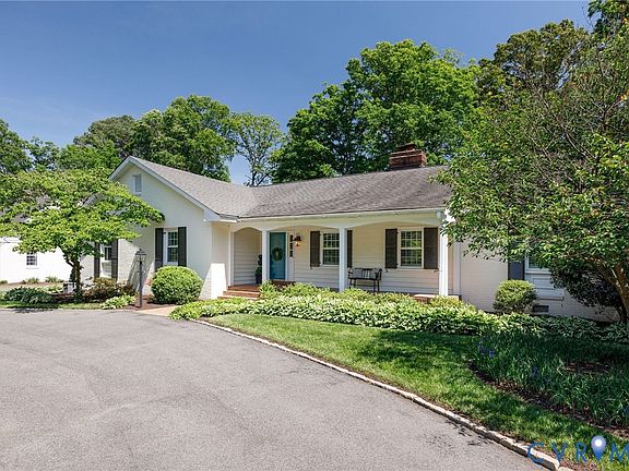 3rd image of 2909 Skipton Rd