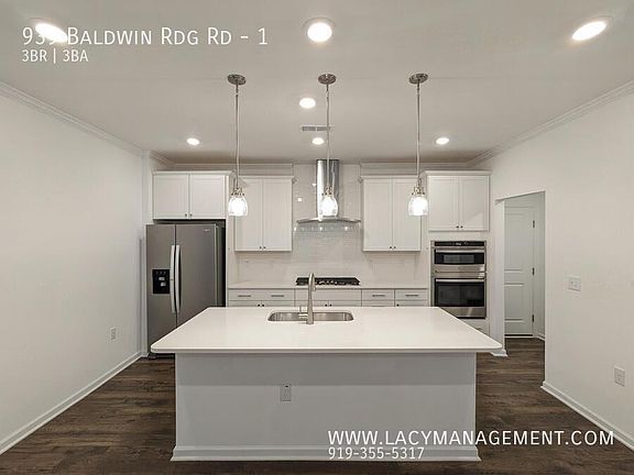 5th image of 939 Baldwin Ridge Rd #1