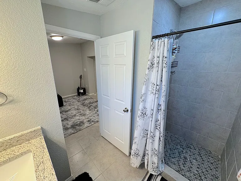 231 Francis St — Photo 13