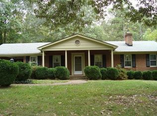 16671 Jefferson St, Amelia Court House, VA 23002