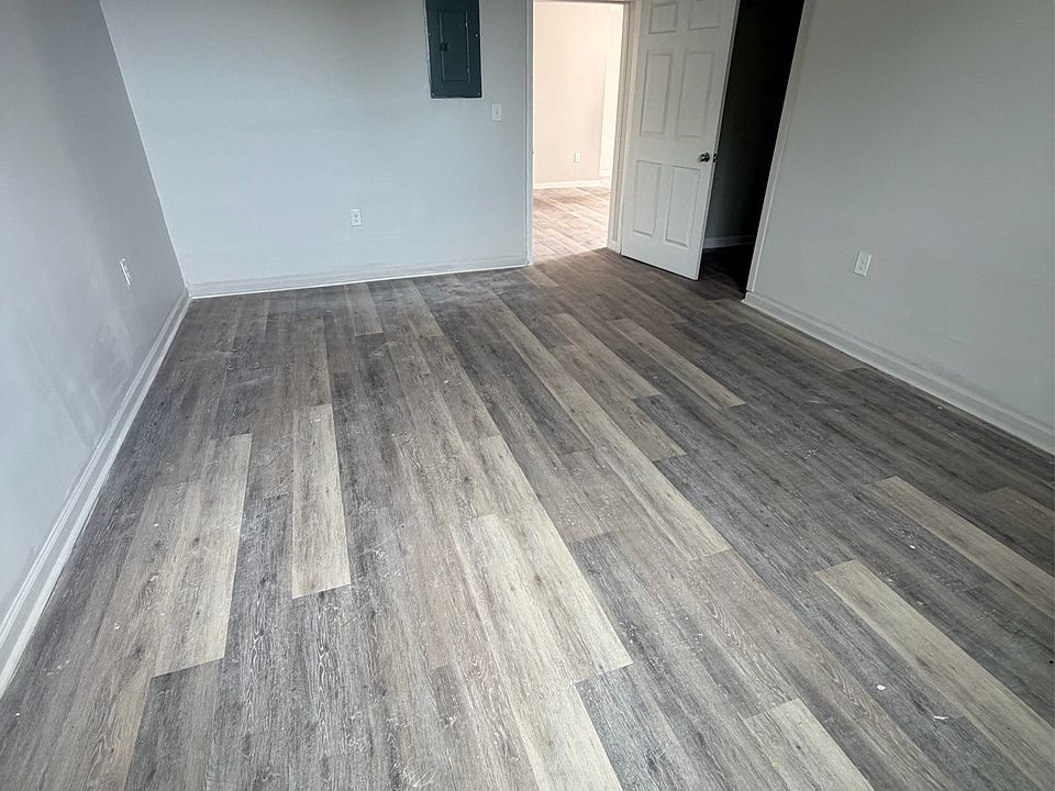 1st image of 615 E Court St #C