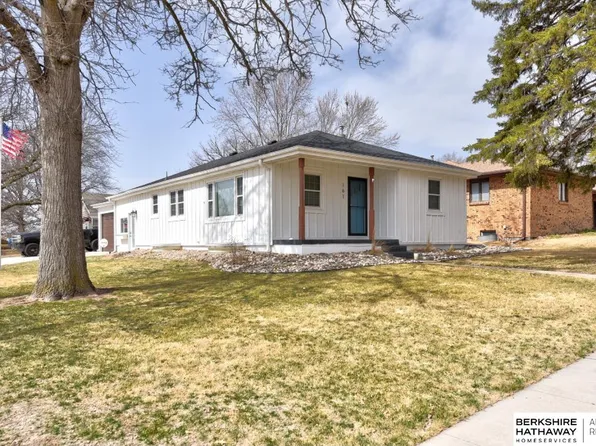 161 S Linden St, Wahoo, NE 68066