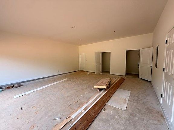2nd image of 677 Clyde Cole Rd