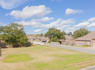 500 Seychelles Ln, Lafayette, LA 70508