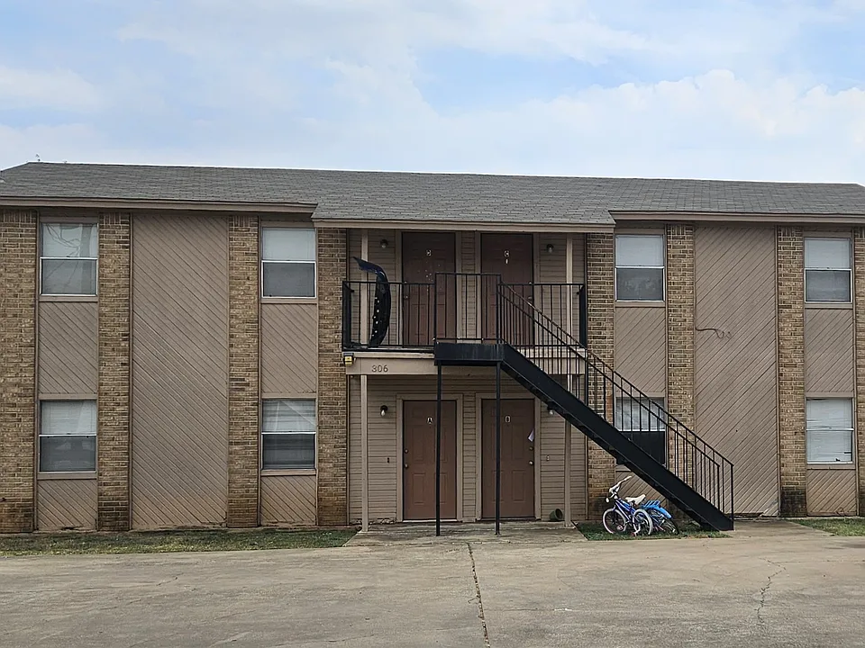 306 Erby Ave #C