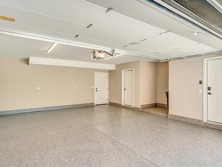709 E Eleven Mile Rd — Photo 21