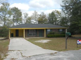 1023 Walnut Ct, Springfield, GA 31329