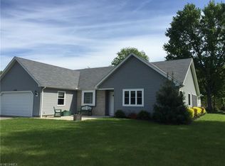 17173 Florence Dr, Lake Milton, OH 44429