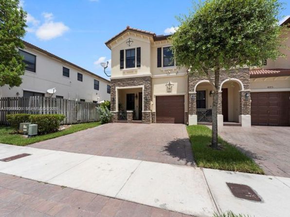 8781 NW 98th Ct
