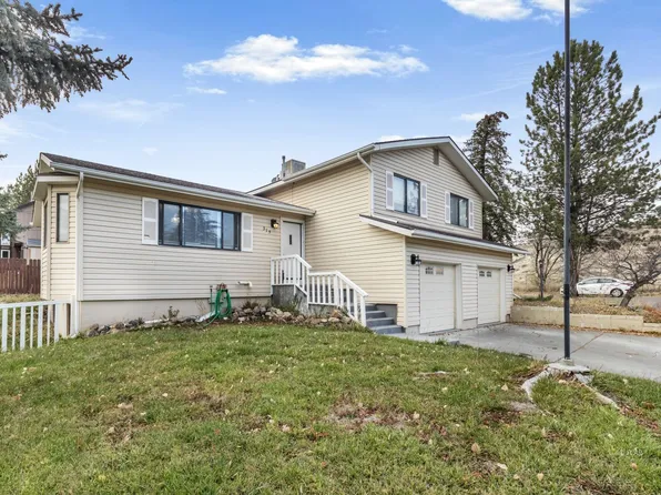 375 Keppler Dr, Elko, NV 89801