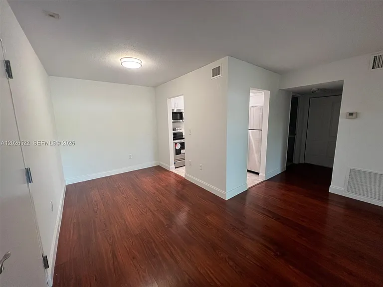 10415 N Kendall Dr #B113 — Photo 6