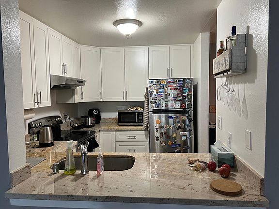 2nd image of 2250 24th St Unit 226