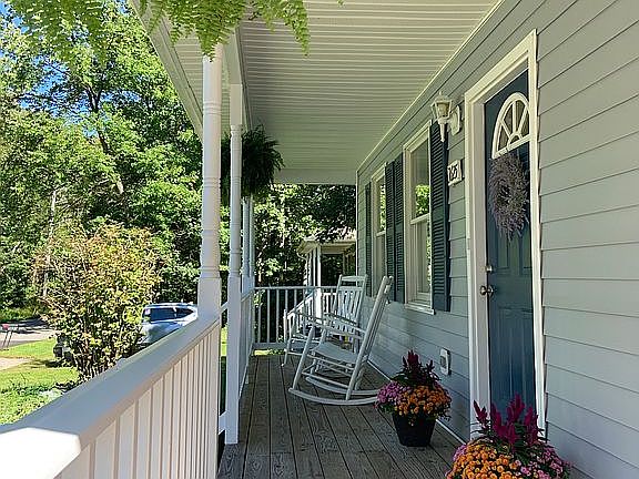 3rd image of 3625 Evelyn Gingell Ave