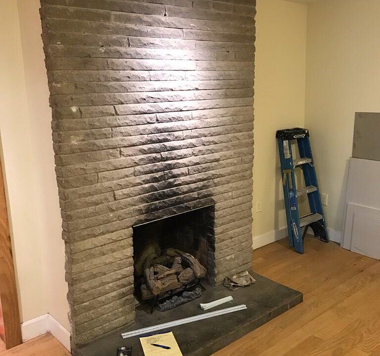 2nd image of 1300 N Limestone
