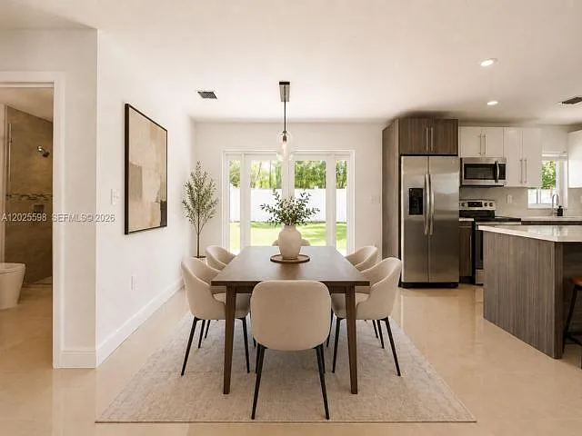9421 SW 150th St — Photo 16