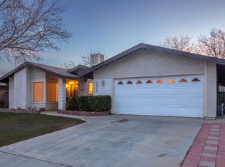 44934 Hanstead Ave, Lancaster, CA 93535