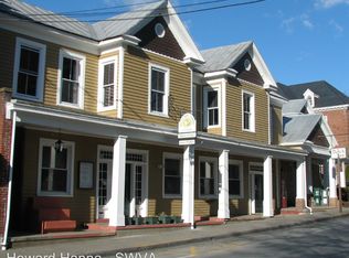 114 W Washington St APT 201, Lexington, VA 24450