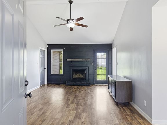 4th image of 2660 Keyland Dr