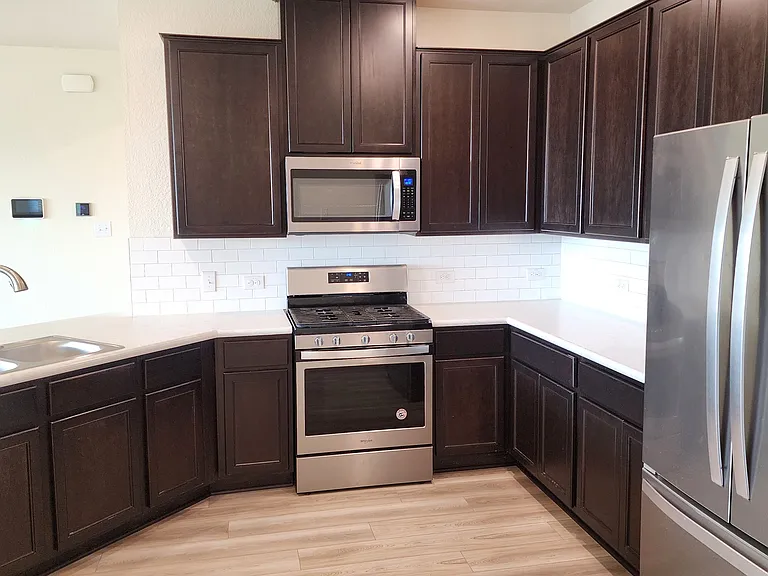 6229 Mantalcino Dr — Photo 7