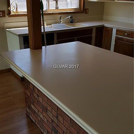 2nd image of 7408 Aragon St