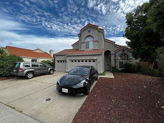 3rd image of 3613 Amethyst Dr