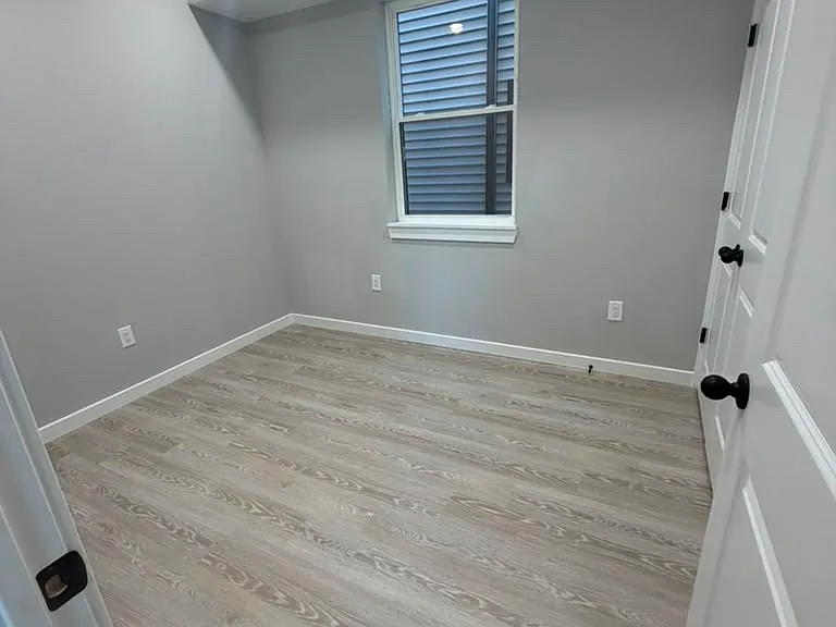 132 E Holsman St #2 — Photo 8