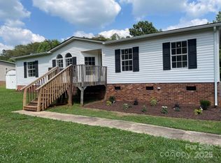 1201 Forest Ridge Rd, Bessemer City, NC 28016