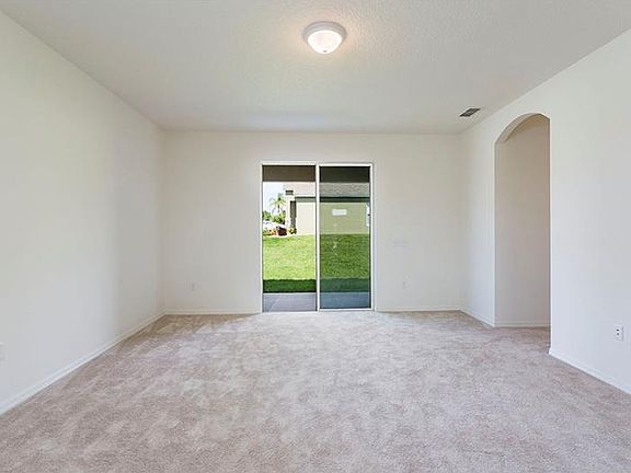 4th image of 5622 Elsinore Way