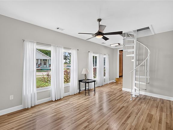 4th image of 815 Torbert Blvd