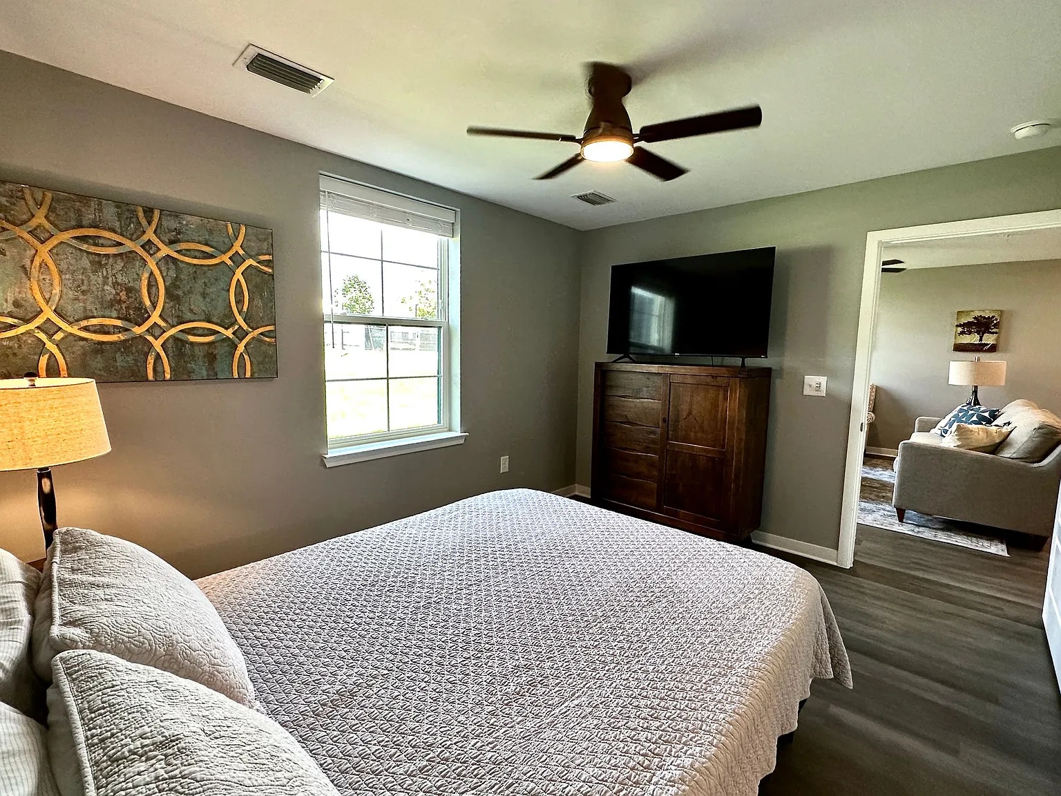 Avenue 6 - Luxury Apartments Downtown Huntsville South — Photo 4