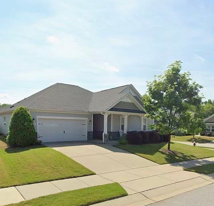1st image of 117 Autumn Crest Ln