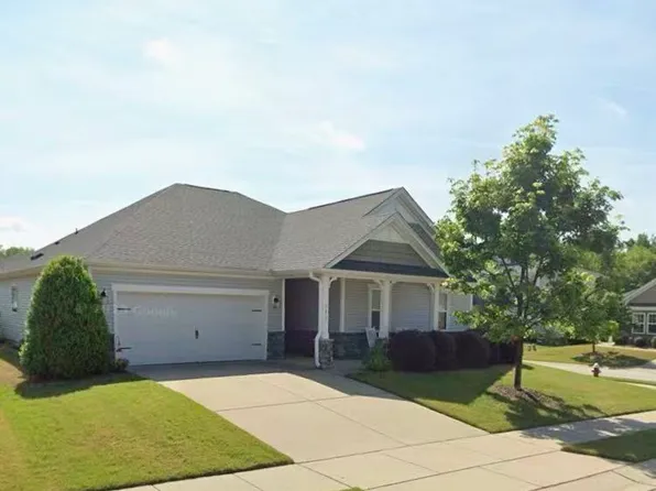 117 Autumn Crest Ln, Fuquay Varina, NC 27526