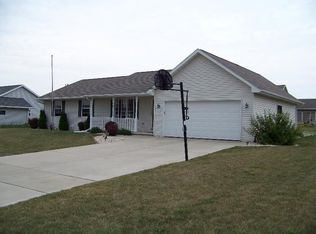 2588 Ontario Rd, Green Bay, WI 54311