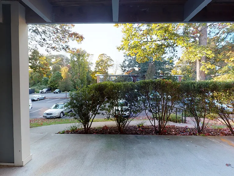 The Commons at Windsor Gardens — Photo 133