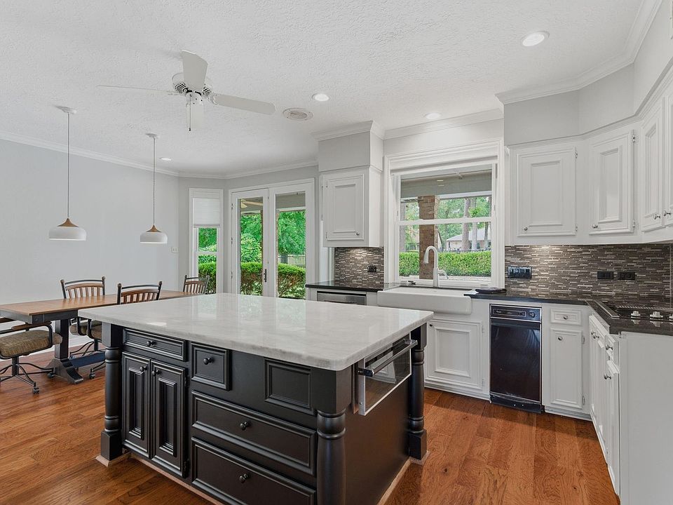 3110 Chippers Xing, Montgomery, TX 77356 | Zillow
