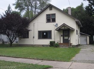111 Freedom St SE, Wyoming, MI 49548