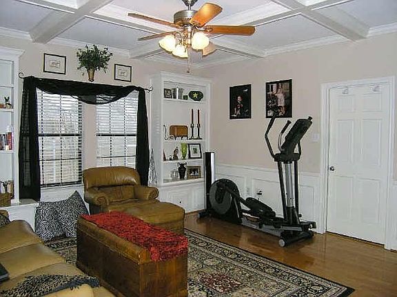 3rd image of 6711 Nantucket Ln