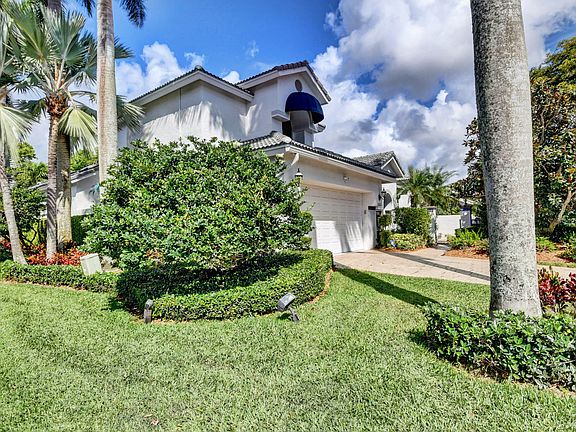 Home For Sale In Broken Sound Country Club