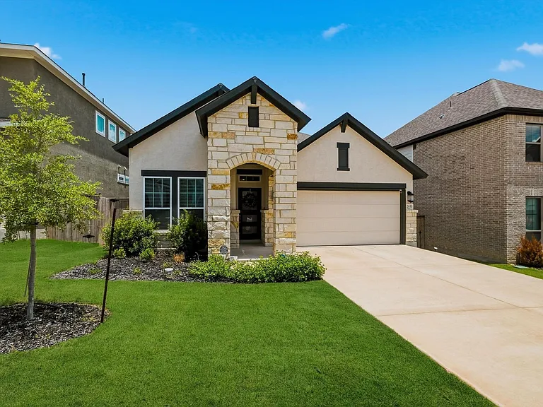 2650 Vistablue Ln — Photo 3