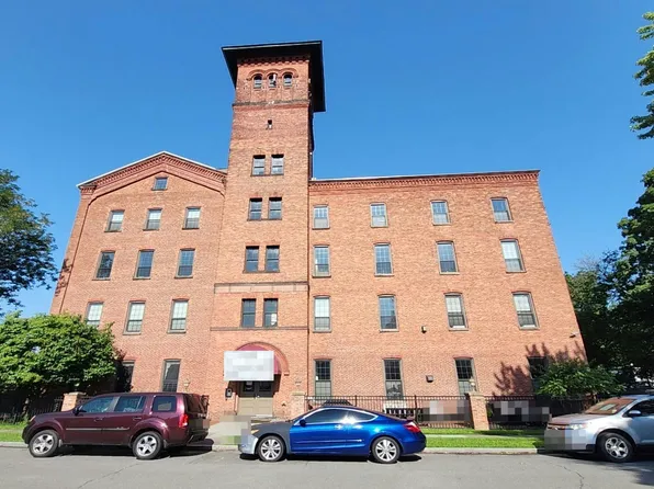 387 3rd Ave APT 402, Troy, NY 12180